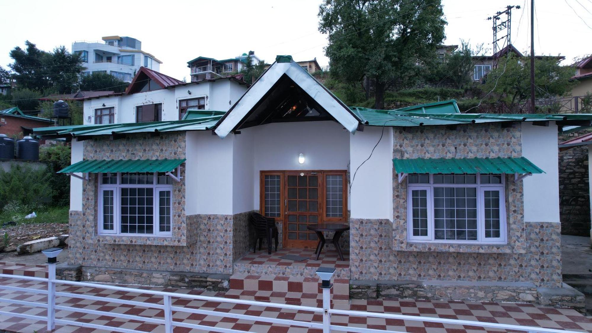 Himalayanblues Cottages&Stays Mukteshwar Eksteriør billede